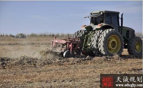 和布克赛尔县依法开展农土地确权工作保障农民土地权益