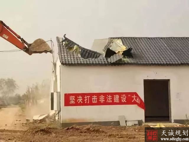 严禁违反规划搞非农建设、乱占耕地建房等 坚决杜绝集体土地失管失控现象